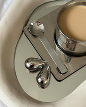 Laden Sie das Bild in den Galerie-Viewer, WATER DROP | Trendy Influencer Ohrringe in Wassertropfen Form in gold