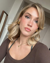 Laden Sie das Bild in den Galerie-Viewer, WATER DROP | Trendy Influencer Ohrringe in Wassertropfen Form in gold