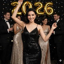 Laden Sie das Bild in den Galerie-Viewer, LUCIE | Atemberaubender Statement Ring mit klaren Kristallen