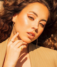 Laden Sie das Bild in den Galerie-Viewer, RUBENS | Kunstvolle Frauen Figur Ohrringe in gold