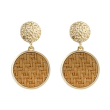 Laden Sie das Bild in den Galerie-Viewer, RITA | Braune Retro Chic Vintage Rattan Ohrringe Ohrhänger Kreis rund