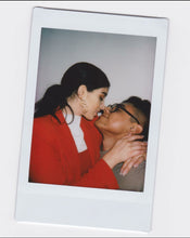 Laden Sie das Bild in den Galerie-Viewer, RUBENS | Kunstvolle Frauen Figur Ohrringe in gold