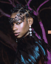 Laden Sie das Bild in den Galerie-Viewer, GIOIA | Elegante Statement Ohrringe mit crémeweißen Perlen