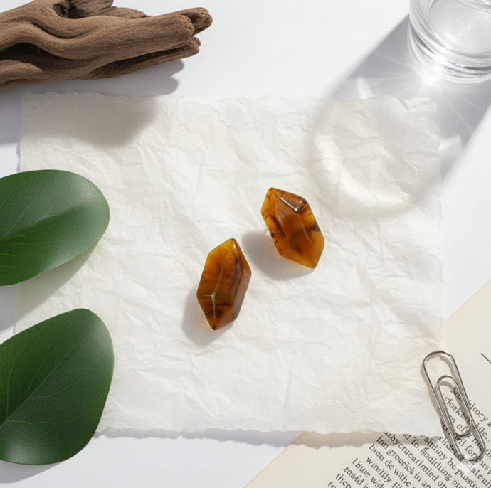 PENELOPE – Minimalismus trifft auf Extravaganz: Die Ohrringe, die dein Outfit veredeln