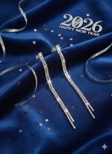 Laden Sie das Bild in den Galerie-Viewer, ELSIE | Elegante lange Ohrringe silberfarben mit edlen Strass Zirkonia Steinen weiß
