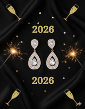 Laden Sie das Bild in den Galerie-Viewer, BRINLEY | Atemberaubende Statement Kristall Ohrhänger
