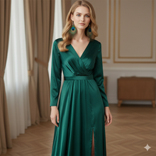 Laden Sie das Bild in den Galerie-Viewer, MAYSA | Tolle blau grüne Pfauen Feder Boho Statement Ohrringe Ohrhänger
