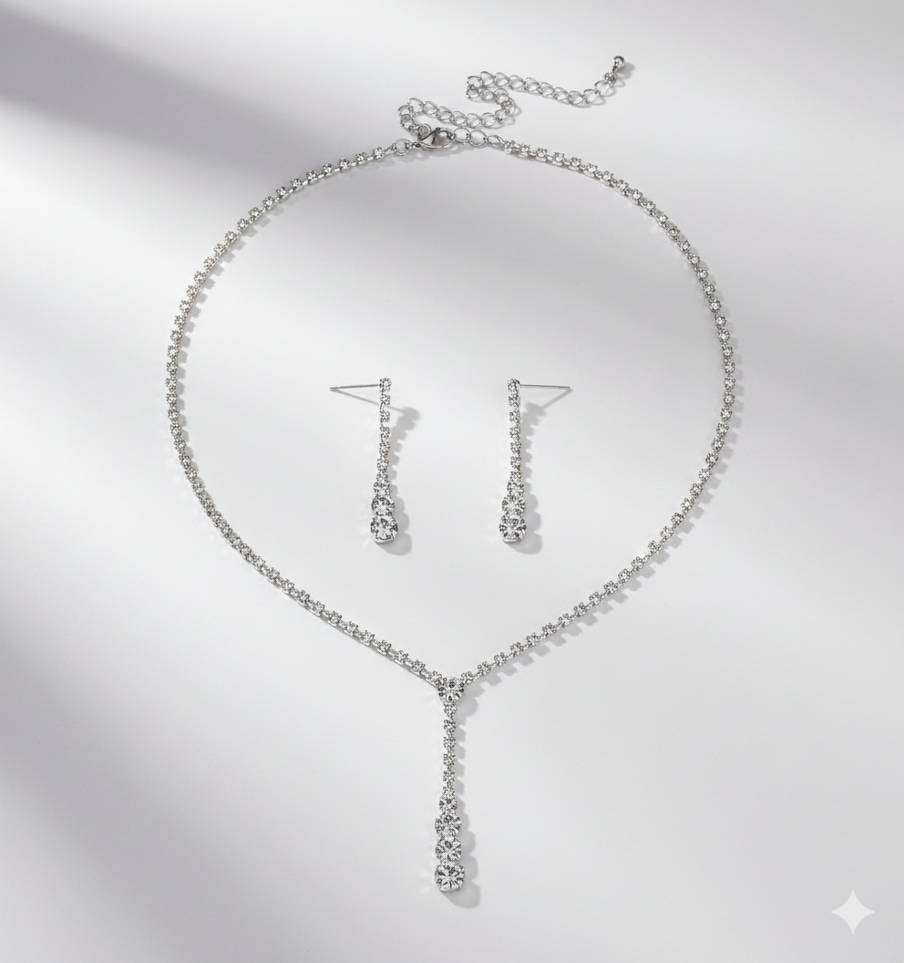 CHARLIZE | Elegantes silberfarbenes Schmuck Set mit Strass Collier und Kristall Ohrringen