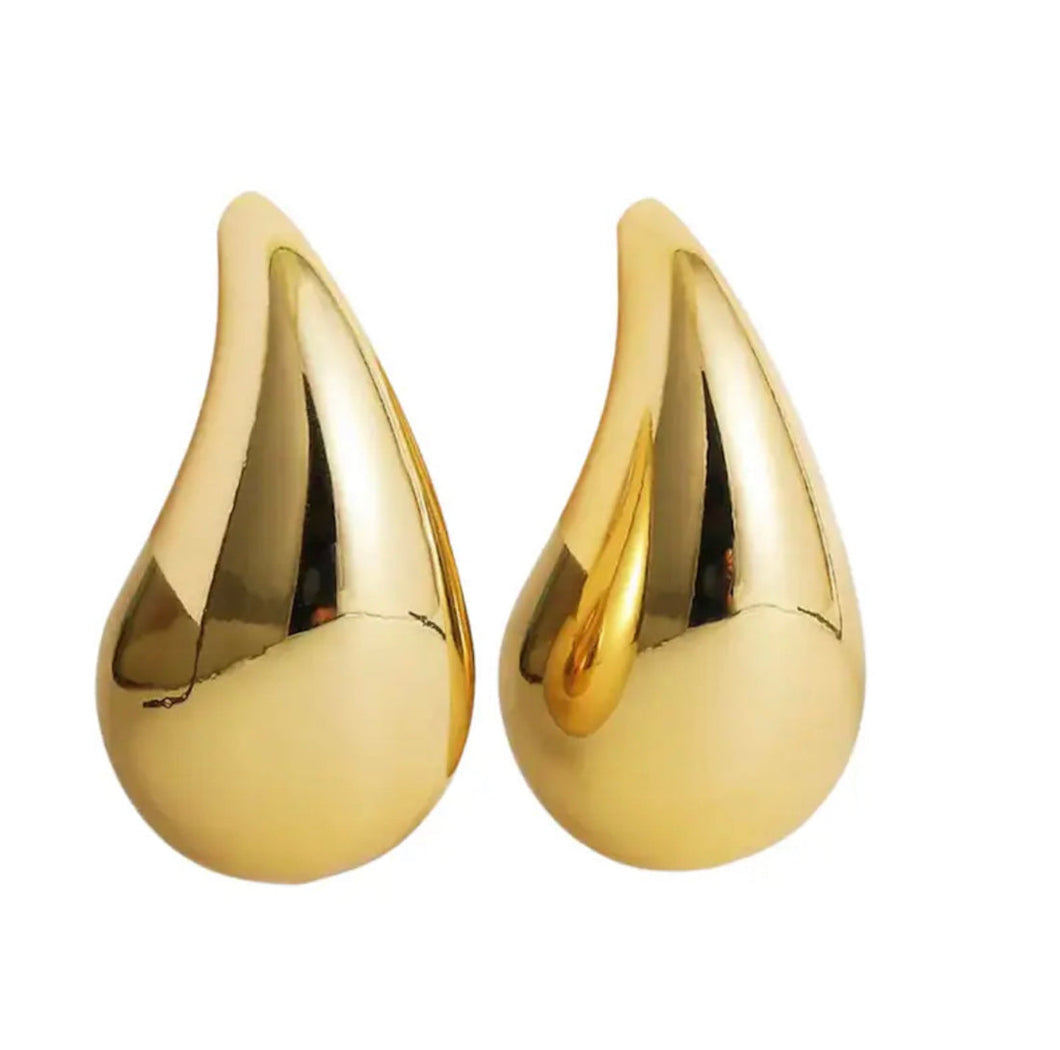 WATER DROP | Trendy Influencer Ohrringe in Wassertropfen Form in gold