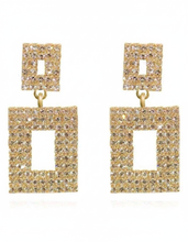 Laden Sie das Bild in den Galerie-Viewer, FELICITY | Coole Party Statement Ohrringe in gold mit Kristallen
