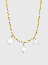 Laden Sie das Bild in den Galerie-Viewer, ICRUSH | MOTHER OF PEARLS Collier Halskette vergoldet mit echten Keshi Süßwasser Perlen

