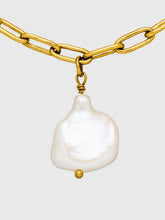 Laden Sie das Bild in den Galerie-Viewer, ICRUSH | MOTHER OF PEARLS Collier Halskette vergoldet mit echten Keshi Süßwasser Perlen
