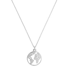 Laden Sie das Bild in den Galerie-Viewer, COLUMBUS | Schöne silberfarbene Halskette Collier mit Weltkugel Anhänger 
