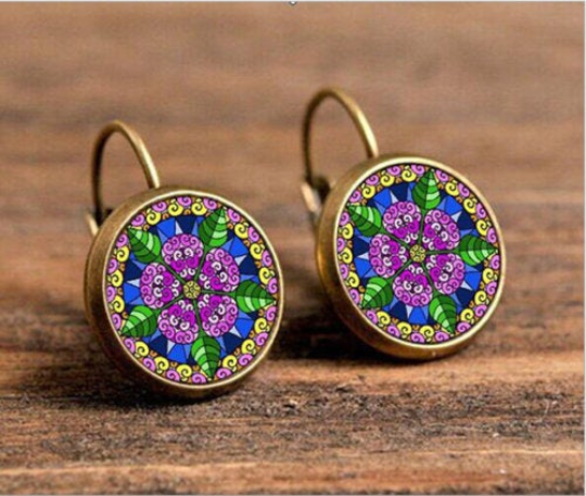 TAUSENDSASSA | Glas Cabochon Statement Ohrringe Ohrhänger Vintage Look Blume lila