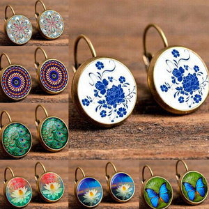 TAUSENDSASSA | Glas Cabochon Statement Ohrringe Ohrhänger Vintage Look Blume lila