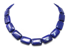 Load image into Gallery viewer, TIANA | Außergewöhnlich schöne Gem.Chic Unikat Halskette aus Lapislazuli Edelsteinen in Rechteckform
