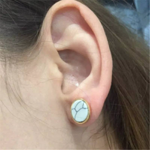 VITA | Minimalistische goldfarbene Ohrstecker Ohrringe Kreis rund Marmor mit weiß grauem Marmor Muster