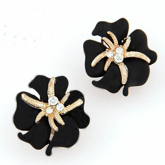 JOSLYN | Sinnliche gold schwarze Blumen Blüten Rosen Ohrringe Ohrstecker mit klaren Kristallen