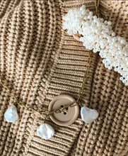 Laden Sie das Bild in den Galerie-Viewer, ICRUSH | MOTHER OF PEARLS Collier Halskette vergoldet mit echten Keshi Süßwasser Perlen
