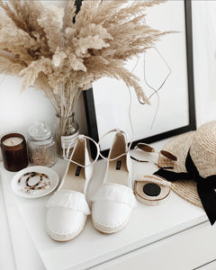 KENDALL | Coole Acryl Creolen Ohrringe mit beige braunem Leoparden Muster