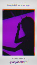 Laden und Abspielen von Videos im Galerie-Viewer, ANAÏS | Schöne goldfarbene Medaillon Halskette mit aufklappbarem Muschel Anhänger
